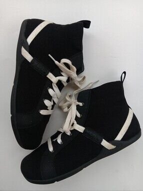 XERO Shoes Toronto Woman's 8 Black Hemp Vegan